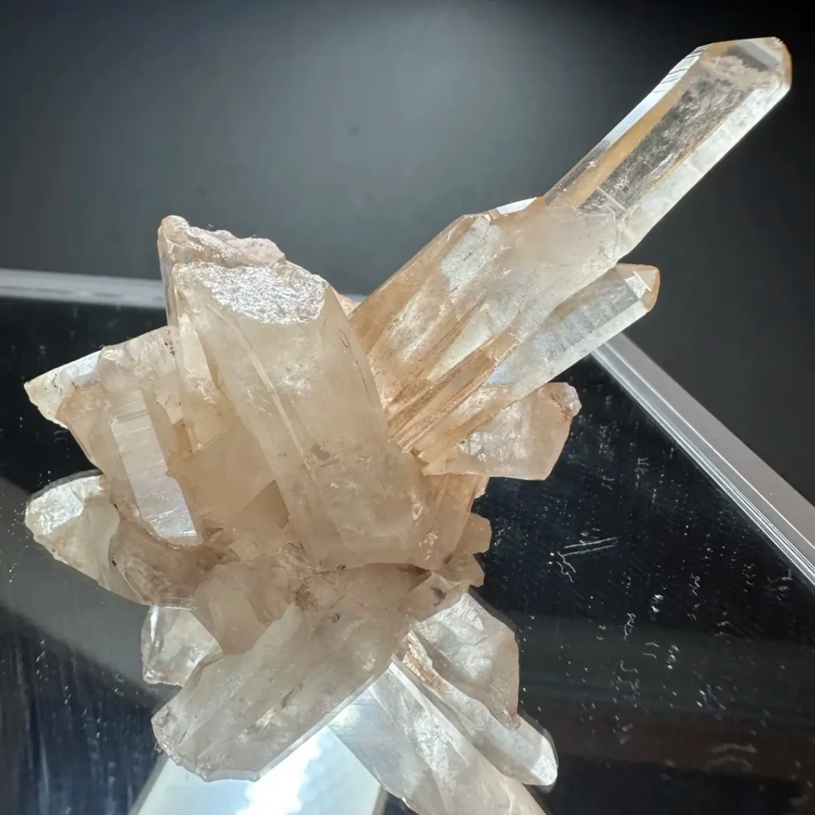 How Women Can Choose the Right Crystals: Which Crystals Might Not Be Suitable? 2balance