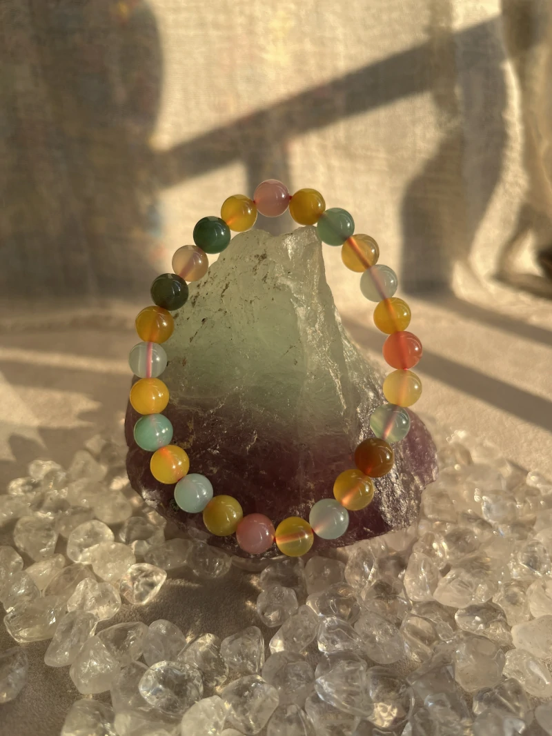 Agate Bracelet in Multiple Colors: Vibrant Energy and Timeless Style Agate Bracelet