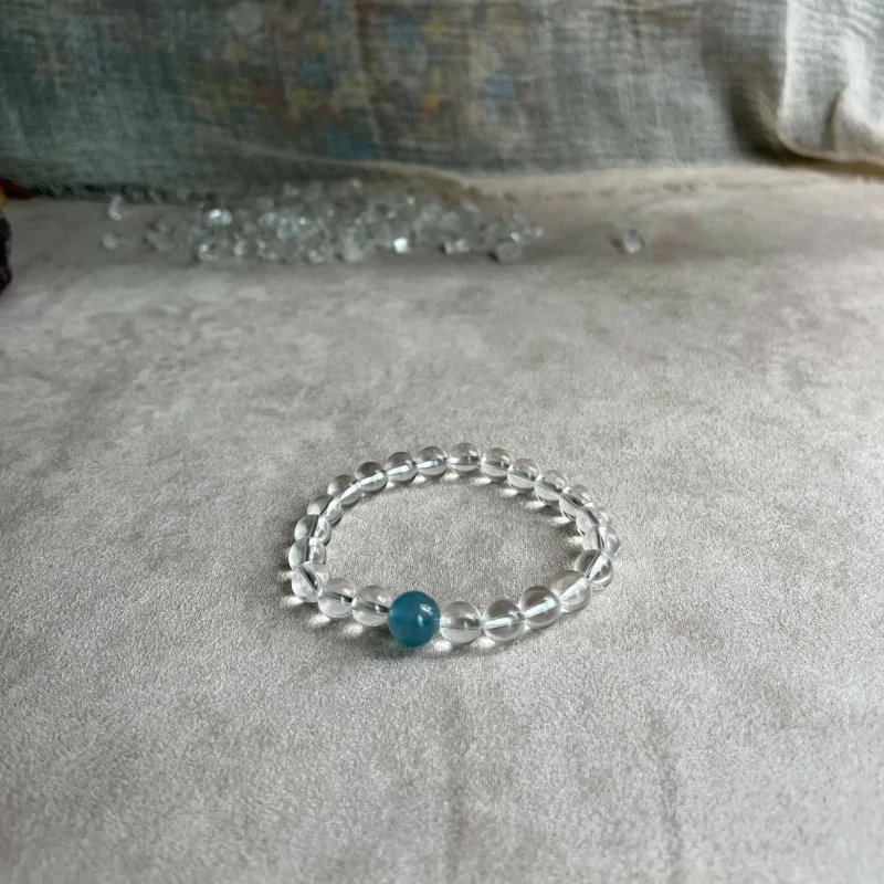 Harnessing the Power of Clear Quartz and Aquamarine: Clarity, Courage, and Emotional Balance Handmade Crystal Bracelet