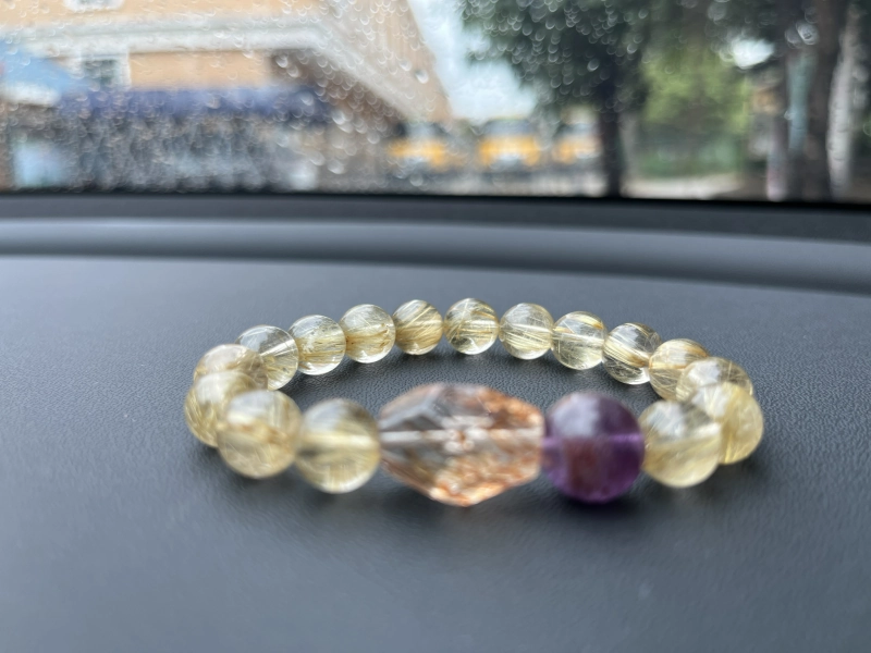 Crystals to Enhance Wealth: A Guide to Attracting Prosperity and Good Fortune wealthy bracelet
