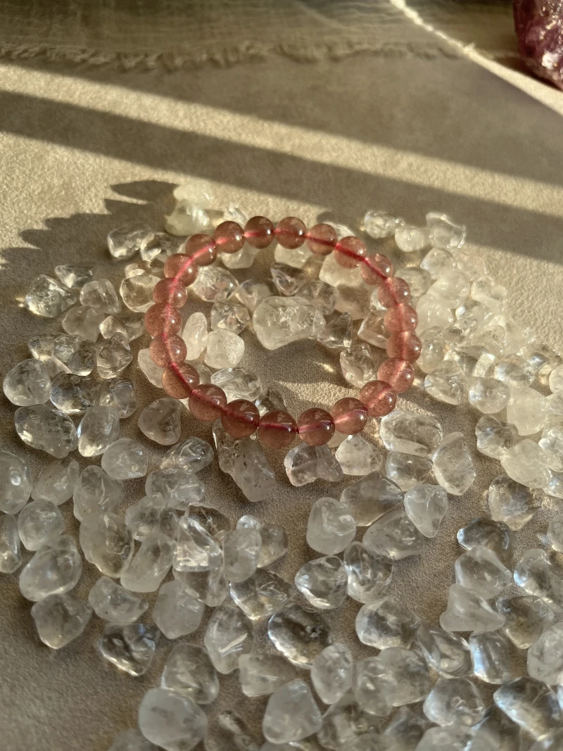 Strawberry Crystal Bracelet: Sweet Elegance and Heartfelt Energy Strawberry Quartz Bracelet Meaning